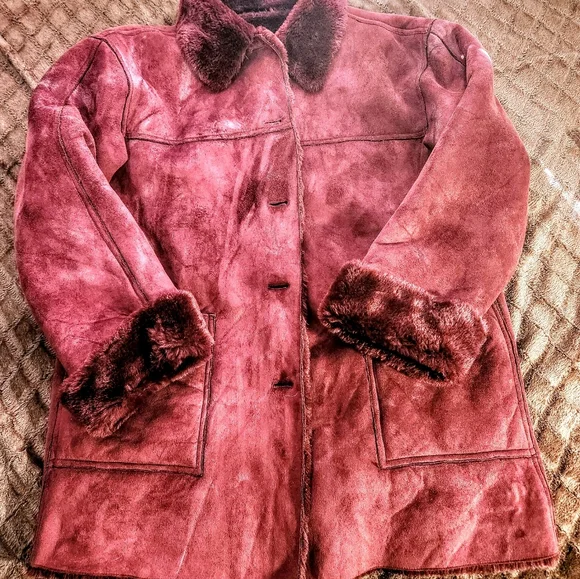 Vintage Dennise Bassco Leather Coat / Jacket • 2-Large Front Pockets • Button Up - Picture 7 of 7